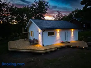 Wild Lodge - Image 1