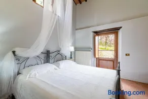 Selene - In Parulia Country House - Image 2