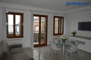Calle Michelangelo Apartments - Image 1