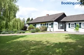 Landhaus Hideaway mit Aussenpool, Sauna und Kamin - Image 3