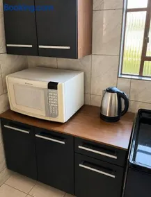 Casa completa próxima ao centro - Image 3