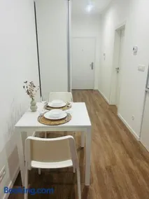Blue Wave Apartment - Image 3
