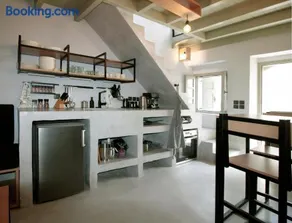 New Guesthouse in Emporios - Image 1
