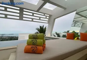 Villa Aqua 208 Stunning Sunset Ocean View Villa with Infinity Pool & Shared Gym - Image 5