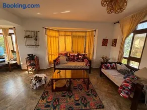 Elegant Coastal Retreat Kilifi - Image 4