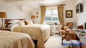 Heatons Guesthouse - Image 3