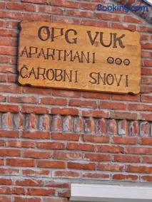 OPG VUK Apartmani Čarobni snovi - Image 1