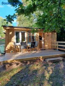 Stuga im Wald mit Seeblick, nahe Vimmerby - Image 1