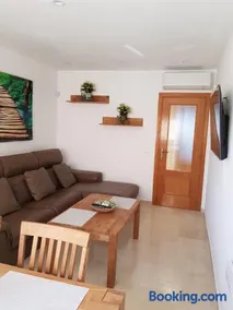 HR PARADISE RESIDENCIAL LOIX - Image 2