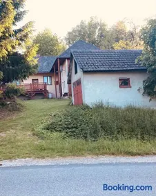 Tradičná kopaničiarska chalupa - Image 4
