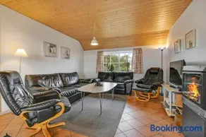 Cottage With Wood-Burning Stove By The Sea - Sj760 - Image 3