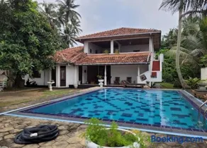 Villa Sea Sprays - Image 1