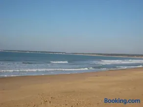 Maison 2 à 4 personnes à 900 mètres de la plage - Image 2