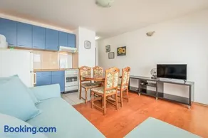 Seaview Apartment Ivana - Image 4