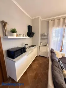 OCTAVIA Guest House - Image 4