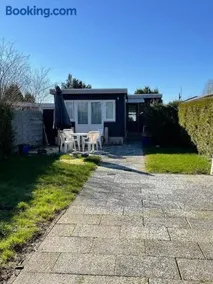 Mooie chalet met grote tuin dichtbij Amsterdam - Image 1