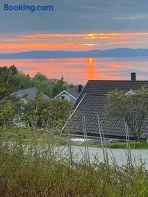 Lite hus i hagen - Image 3