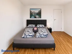 Central Innsbruck Apartment - Image 1