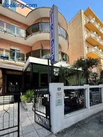 Hotel Iride Apartments & Rooms- ideale per famiglie e coppie - Image 3