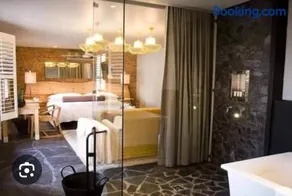 concierge hotel - Image 1