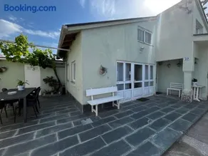Acogedora casa en Rinlo, en la villa de Ribadeo - Image 1
