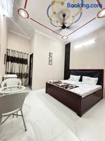 Private room -Tulsi Homestay - Image 2