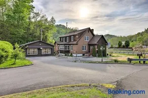 'Lynn' Dog-Friendly Abode w/ Mountain Views! - Image 1