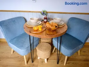 Lintmill Lodges - Bluebell Shepherds Hut - Image 2