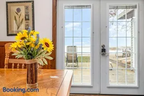 Cozy Home Lake Huron with Loft 2 Bedroom 1 Bathroom - Image 2