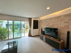 AP Grand Residence by Lofty - Image 3