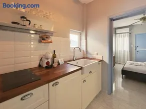 Costa Beach Front Apartment in Pefkochori - Image 2