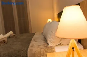Central Luxury Studio - Image 2