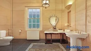 Chateau Bowral Luxury Southern Highlands Estate with Poolhouse - Image 4
