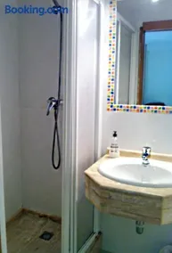 Hostal Del Carmen - Image 5