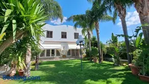 B&B Mary - Image 1