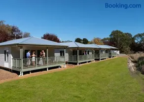 McLaren Vale Cabin Cottage Park - Image 1