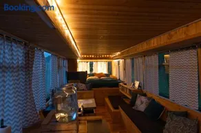 Autobuseek - Unique Stay in Karosa 735 - Image 3