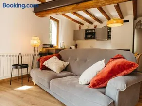 Casa espaiosa amb llar de foc - Image 4