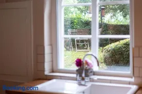 Underdean Lodge - Image 4