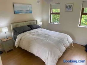 Beautiful 3 Bedroom House in Coolaney Village County Sligo - Image 2