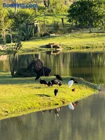 Chalé Celeiro em frente ao lago - Image 1