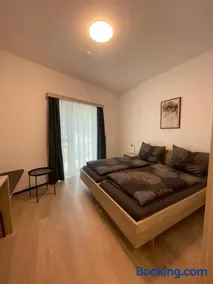 TPE Arena - Zimmer am Ebersdorfer See - Image 2