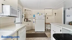 Bay Front 2Nd Floor Duplex Boasts Amazing Bay Views From Both Porch And Deck Located In Ship Bottom 14016 - Image 3