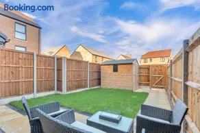 Brand New Luxurious 3bed House by AYMONS HAVEN - Image 3