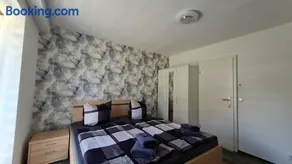 Ferienwohnung Blumenberg Hahn Grabenstraße - Image 2