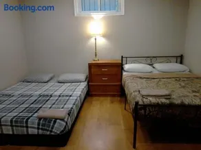 Cheap Rooms in Kitchener Best For Students ,Long Term Guests - Image 1