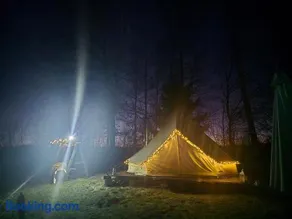 Glamping in - luxury tent - Image 3