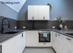 Suite w kitchen acces,Den bosch- Oss, near train - Image 2