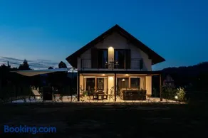 Mountain Houses Volta - Image 1
