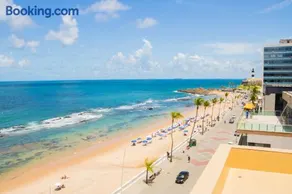 Belíssimo Flat direto na praia da Barra - Flat beira mar no circuito do Carnaval - Image 1